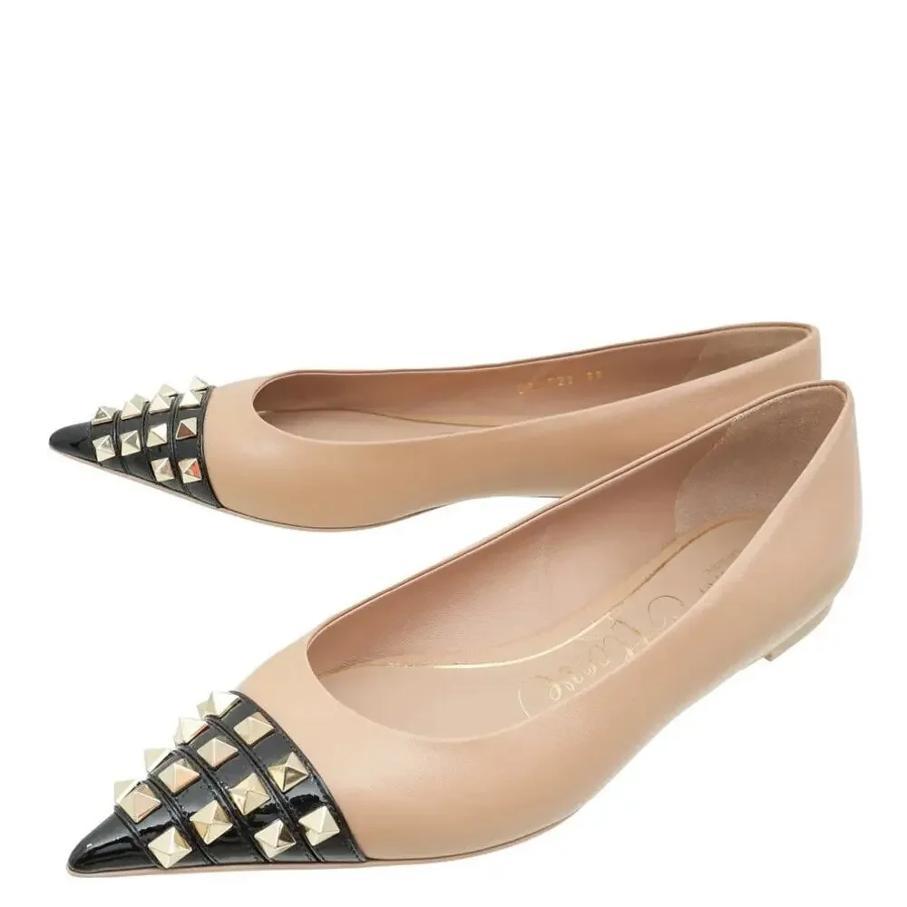 Valentino Garavani Nude Black Bicolor Rockstud Alcove Ballet Flats 35